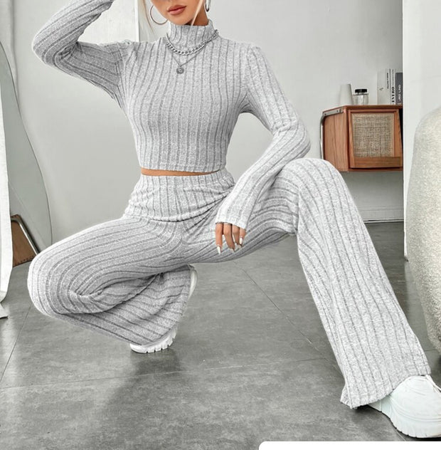 Femme Favs™ - ChicComfy™ Turtleneck & Pants Set