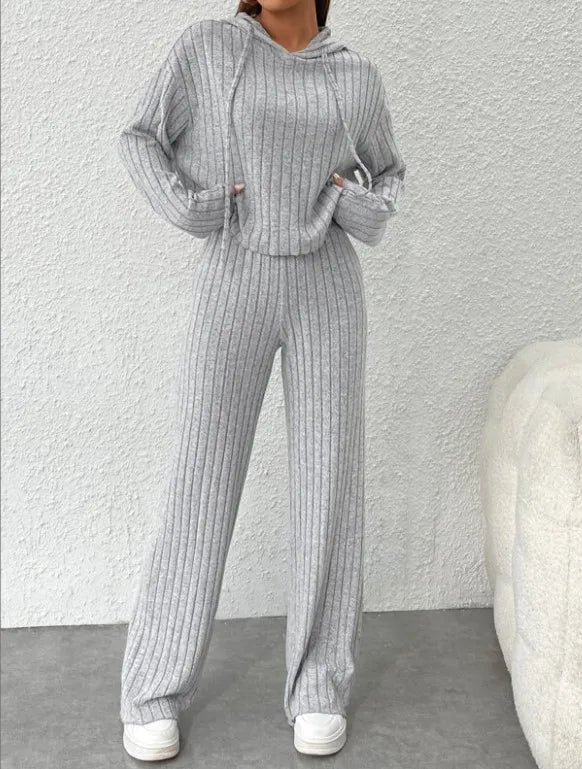 Femme Favs™ - CozyStripes™ Sweatshirt & Pants Set